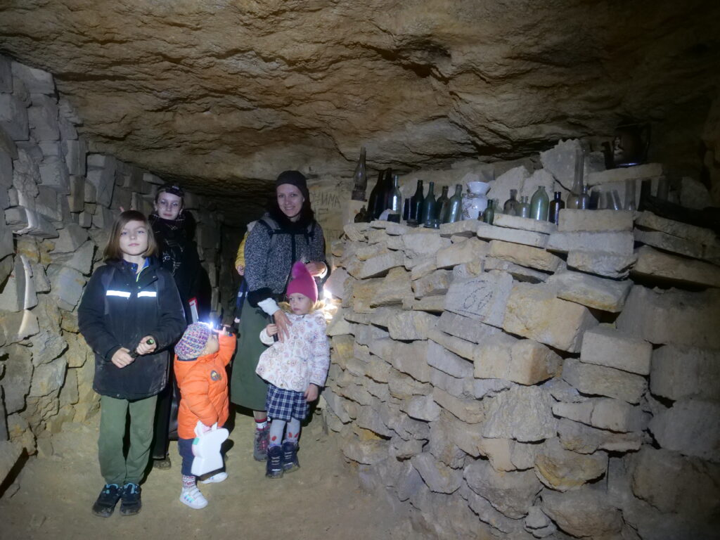 Екскурсія у катакомби